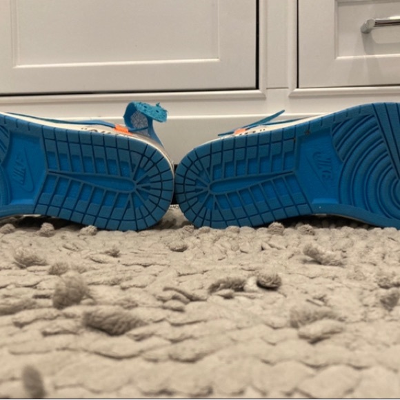 Jordan 1 high OG Off white UNC size 7.5 new with tag in box - Picture 5 of 5